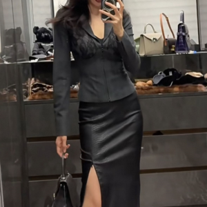 High-slit leather skirt HK 560